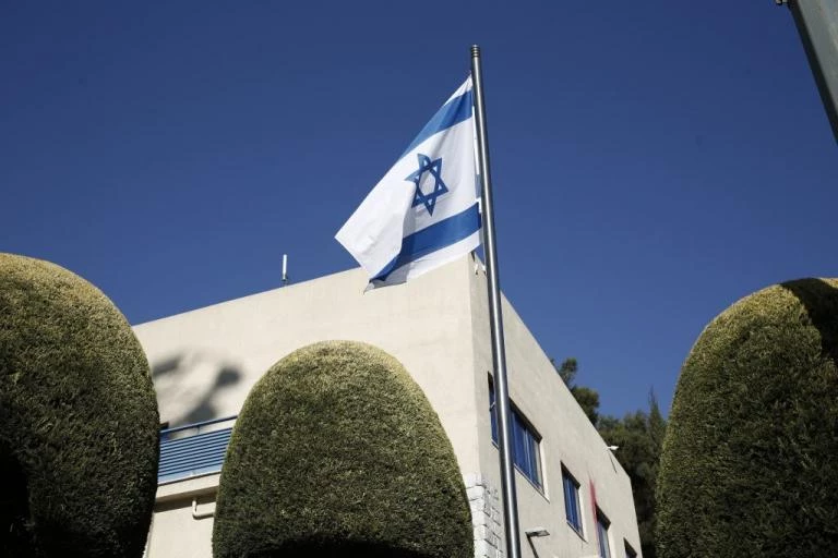 Αποδοκιμάζει η πρεσβεία του Ισραήλ τις δηλώσεις του Ραβίνου Μορντεχάι Φριζή για Ρουβίκωνα